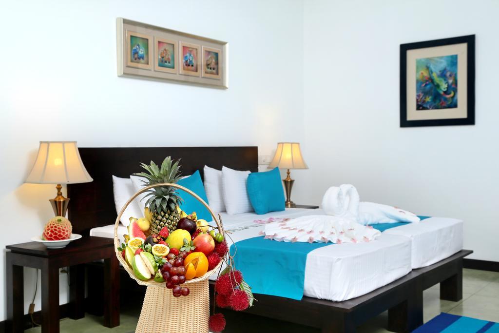 Coco Royal Beach Resort Kalutara Luaran gambar